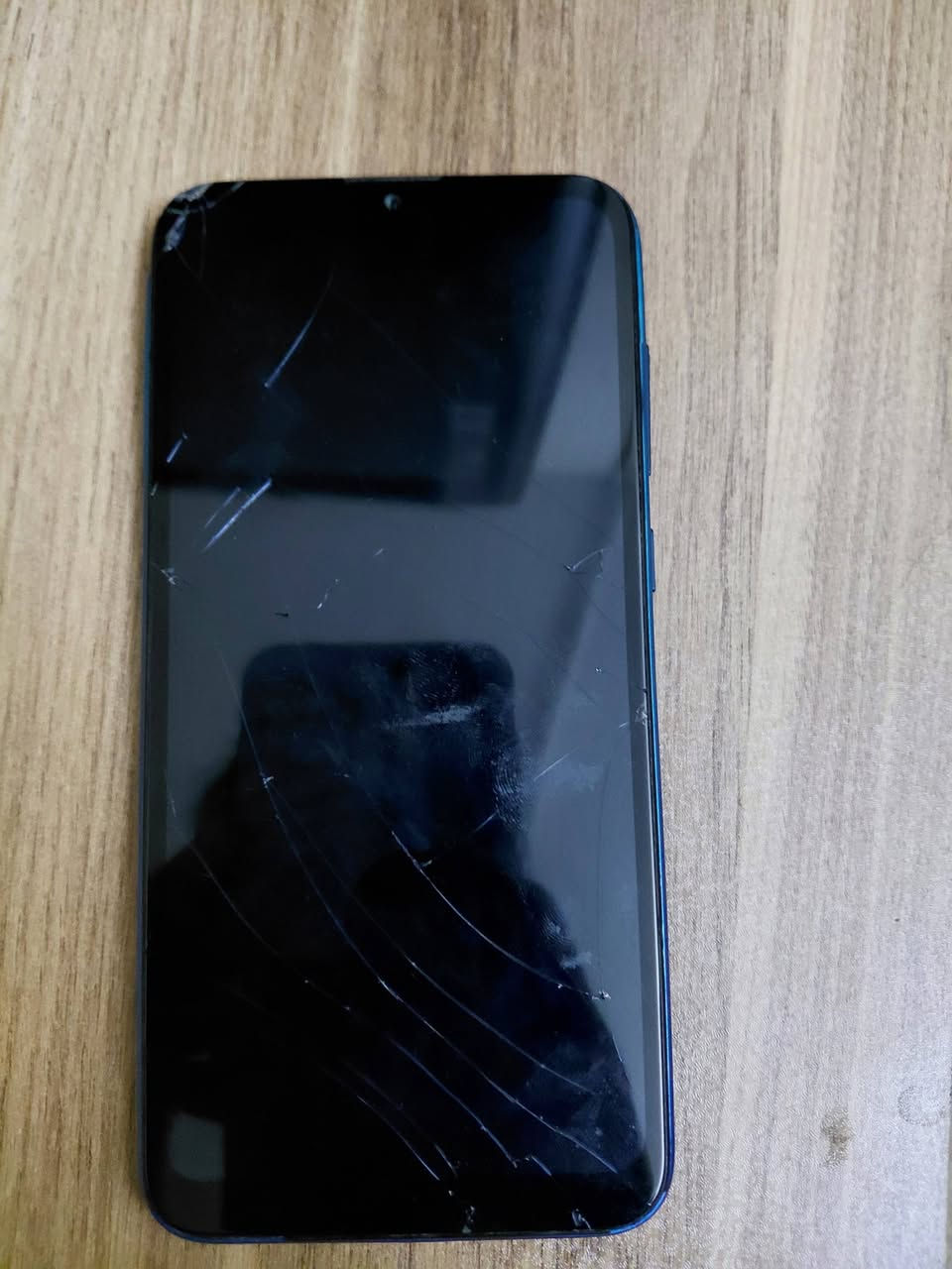 جهاز تكنو سبارك
جهاز نضيف ذاكره 512 رام 8 جهاز فقط ينرادله شاشه 

ومفكول ماواصل صيانه السعر ٨٠ وبي مجال 

والجهاز الثاني y6 جهاز ينرادله شاشه وضهر ماله مكسر ذاكره ٣٢  اما  الباقي شغال السعر ٤٠ وبي مجال 

للاستفسار اتصال على رقم 

*********** واتساب ايضا بي
