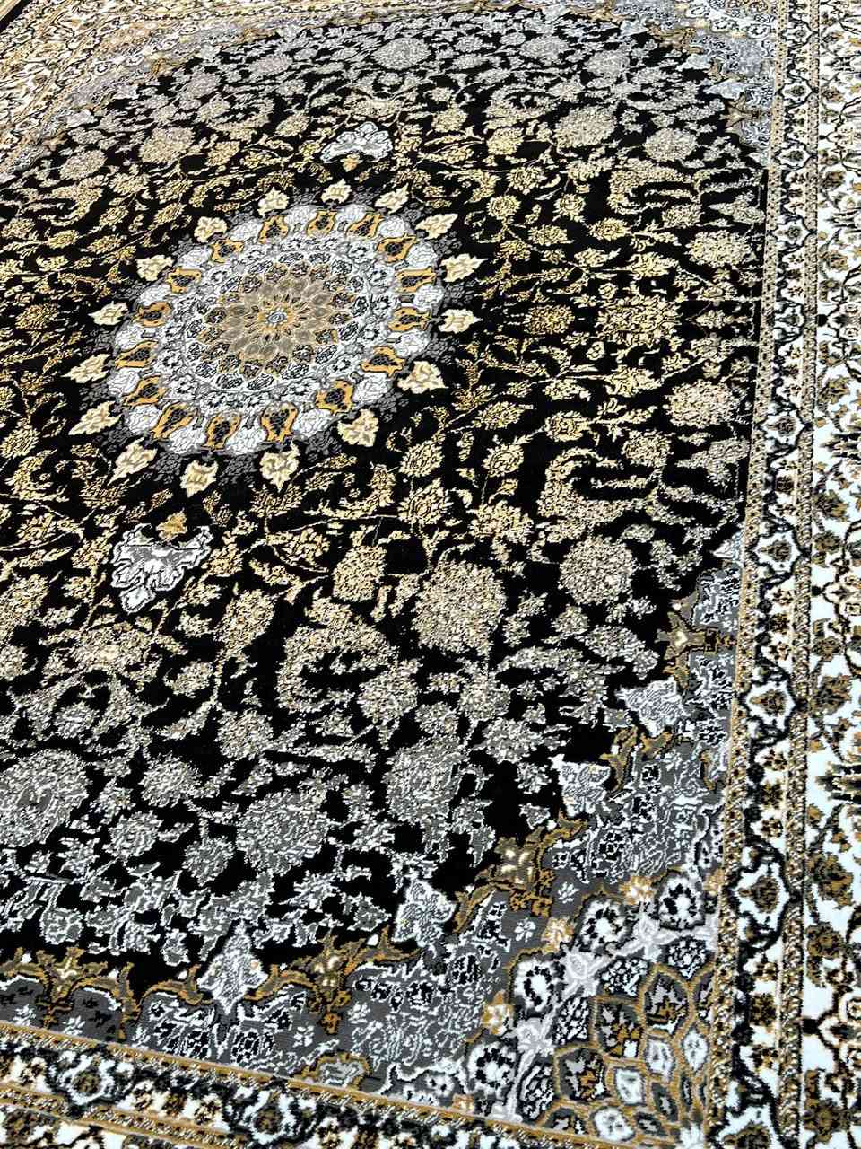 السلام عليكم زولي للبيع آخر 5 قطع كله جديد القيسات 4x3.3x2
الأسعار خاص الاتصال ***********
توصيل داخل الصويره فقط

