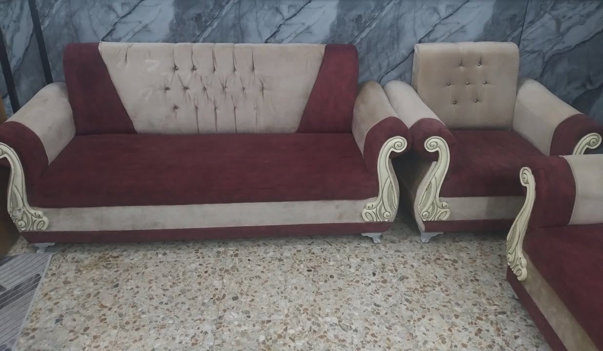 نص تخم قنفات ٣ قطع تسكام للبيع نجف ***********
