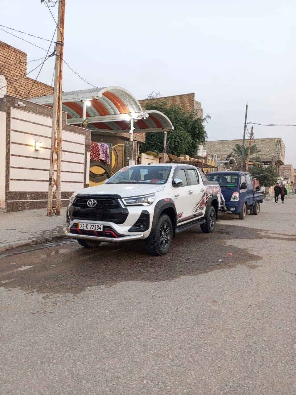 السلام عليكم بيكم هايلوكس موديل 2025 ماشيه 42الف 6سلندر كفاله عامه ***********
