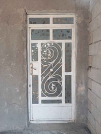 باب • سعر مناسب