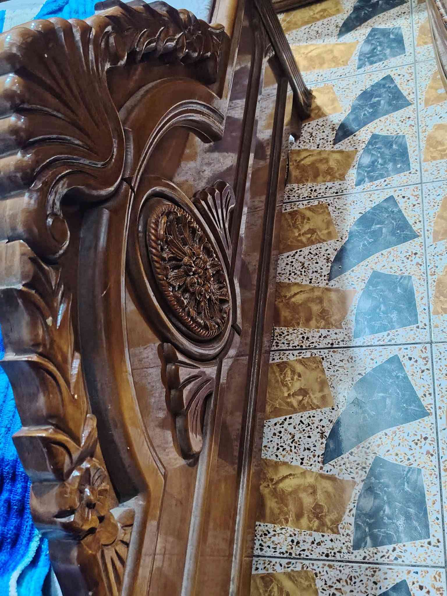 غرفه نوم كاملة • ٦ أبواب • بغداد التراث