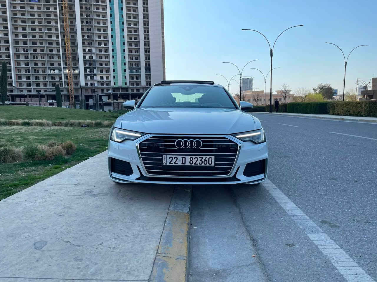 Audi A6 s-line Quattro 2021
سياره ٤ بستن ٢٠ توربو المرغوب
قوة حصانية ٢٨٦  
          سياره مواصفات فول الفول ١/١   
رادارات ٣٦٠ درجه
كاميرا ٣٦٠ درجه 
حساسات ٣٦٠ درجه
عرض المعلومات على الزجاج امامي
التحكم  على المنحدرات
مراقبة نقطة العمياء
نظام فرمله الطوارئ
التحكم التقائي في درجة الحرارة
تدفئة مقود القياده
مقاعد خزن ميموري (تبريد و تتفيه)
٣٢ انارة داخليه 
صندوق كهربائي 
دخول ٤ ابواب ذكي
 سياره ما تنعاد مواصفاته 
سياره ماشيه ٣٣ الف كم 
سياره بعدها على وضع الشركة بدون دينار مصرف و افحص وين متريد 
سياره مكفوله من الدعاميه الى دعامية و ضمان انتربول 
السعر $31500 ومجال للشرايه     ***********   واتساب+فايبر
