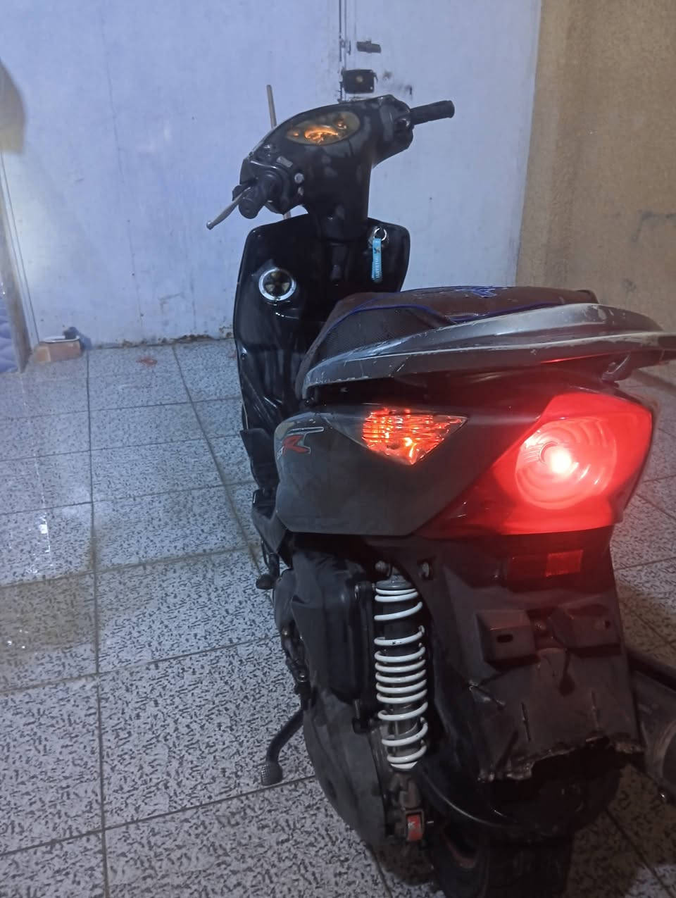 سلام عليكم دراجه GT ثعلب 140 للبيع دراجه بلاديه نضيفه كل نقص ما بيه تجي وتشوف نضافته سلف نكره 
الرقم  للاستفسار ***********
السعر 750 وبيه مجال بسيط
