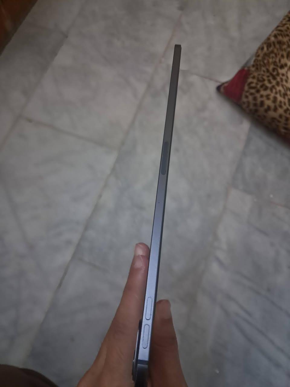 اخوان سلام عليكم 
ايابد M5
256
نضافه فول 100/100
سعره 1400
مكان ديالى 
قريب على بغداد 
اليريد يستفسر
***********
