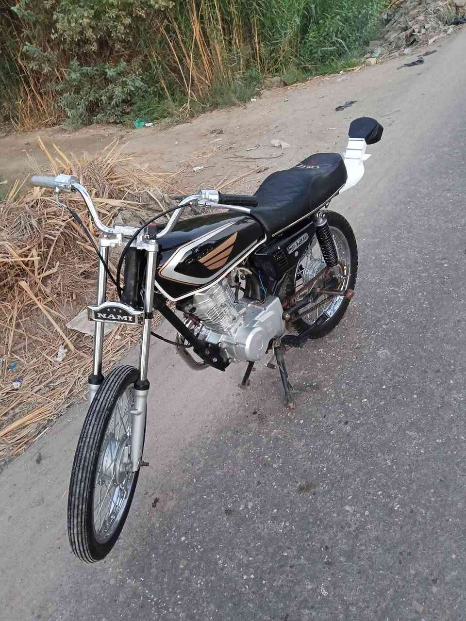 سلام عليكم دراجه لل بيع نضيفه لدراجه موديل 25لسعر 500وبيه مجال كلك كلك  ***********
