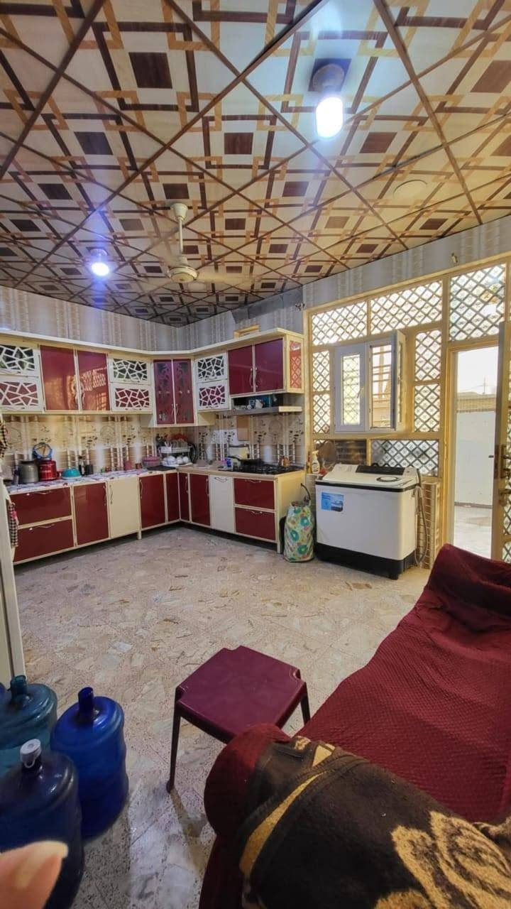 العنوان الكوفة العنوان قرب الكنطره يبعد على شارع الزوار 200 متر السعر 78 وبي مجال
***********
سلام عليكم بيت مساحة 200 متر طابو زراعي سند 25 بناء طابوق اساس+ وسقف كونكريت + غرفتين +صالة + استقبال +صحيات داخلية وخارجية
