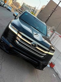 LAND   CRUISER   2024 VX LIMITED  V6 4.0L بريم اصل   تويوتا      لاندک...