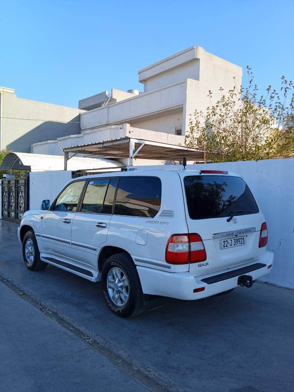 مؤنيكا مؤديل 2000 GXR گيرتؤماتيك سةنةوي رةقةم هةمووي نوية بؤياغ عيزامة سةقفو شانةكان ناوتوكمةكان بؤياغ وليدراوي نية پيشو پشت شانسي بةشةرت سعري 138$ شوين هةولير *********** أربيل, العراق
