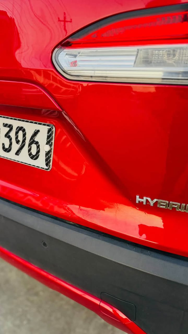 🚨 للبيع تويوتا كورولا كروس 2023 هايبرد خليجي وليست صيني
🔥

📍 خليجي — وارد الخليج
🚗 الموديل: 2023
⚡ هايبرد
🔧 محرك 4 سلندر
🎨 اللون: أحمر
🛋️ داخلية جلد
⚙️ أوضاع قيادة: ECO / NORMAL / POWER

سيارة اقتصادية وعملية جدًا، تجمع بين

✅ مواصفات خليجية
✅ هايبرد واقتصادية بالوقود
✅ داخلية جلد
✅ السيارة بحالة جيدة

📍 السيارة موجودة في ذي قار

💰 السعر: 195ورقه
‏📞 ‭+964 783 856 0184
