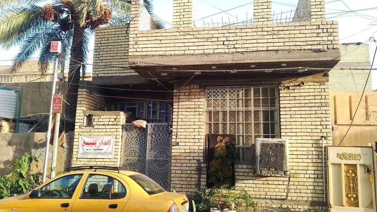 بسم الله الرحمن الرحيم ..
نص قطعة (٨٠) متر أمامية ملك طابو صرف بأسمي/ الشعلة قطاع الثالث// الشوارع العريضة بظهر الغربي قرب حسينية الثقلين شارع حسن صيني البنجرجي طابق واحد بناء حديث مسلح ( غرفة استقبال وغرفة منام ومطبخ واسع ومخزن وحمام غربي وتواليت خارجي وبيتونة وستارة ارتفاع مترين وغرفة غير مسقفة بالطابق الثاني .
السعر ١٢٠ 
***********
