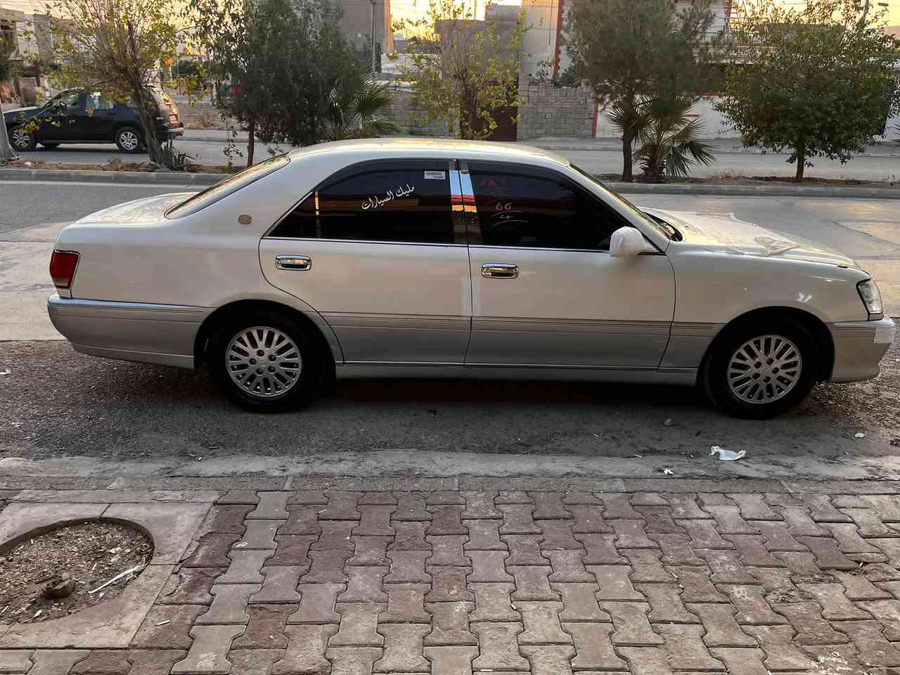 مالك • مكينة • فتحة سقف