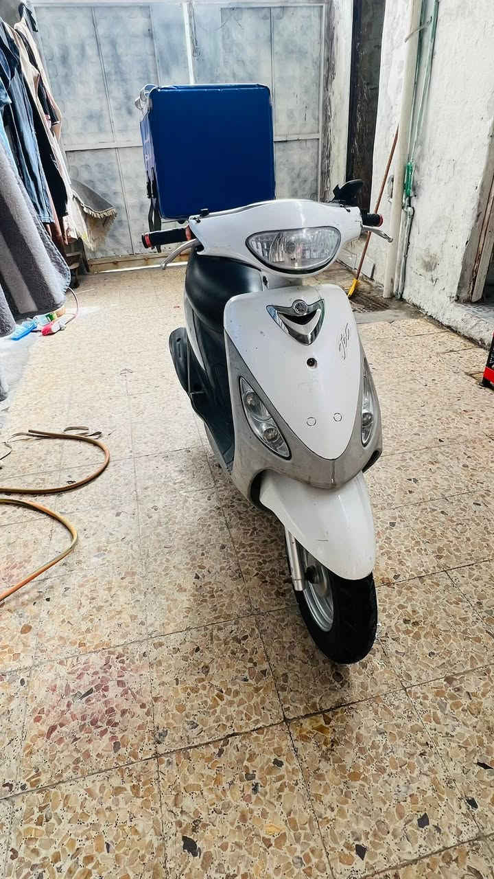 سلام عليكم شباب دراجه للبيع
جديده مامفتوحه بكان البصره
لشراي يتصل ع هاذ لرقم
***********
