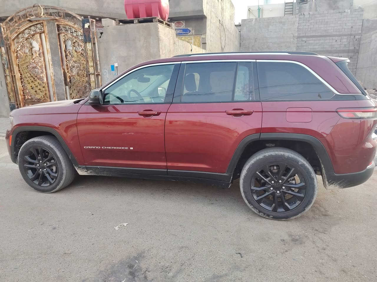 جراند شيروكي • ٢٠٢٤ • دخول جديد