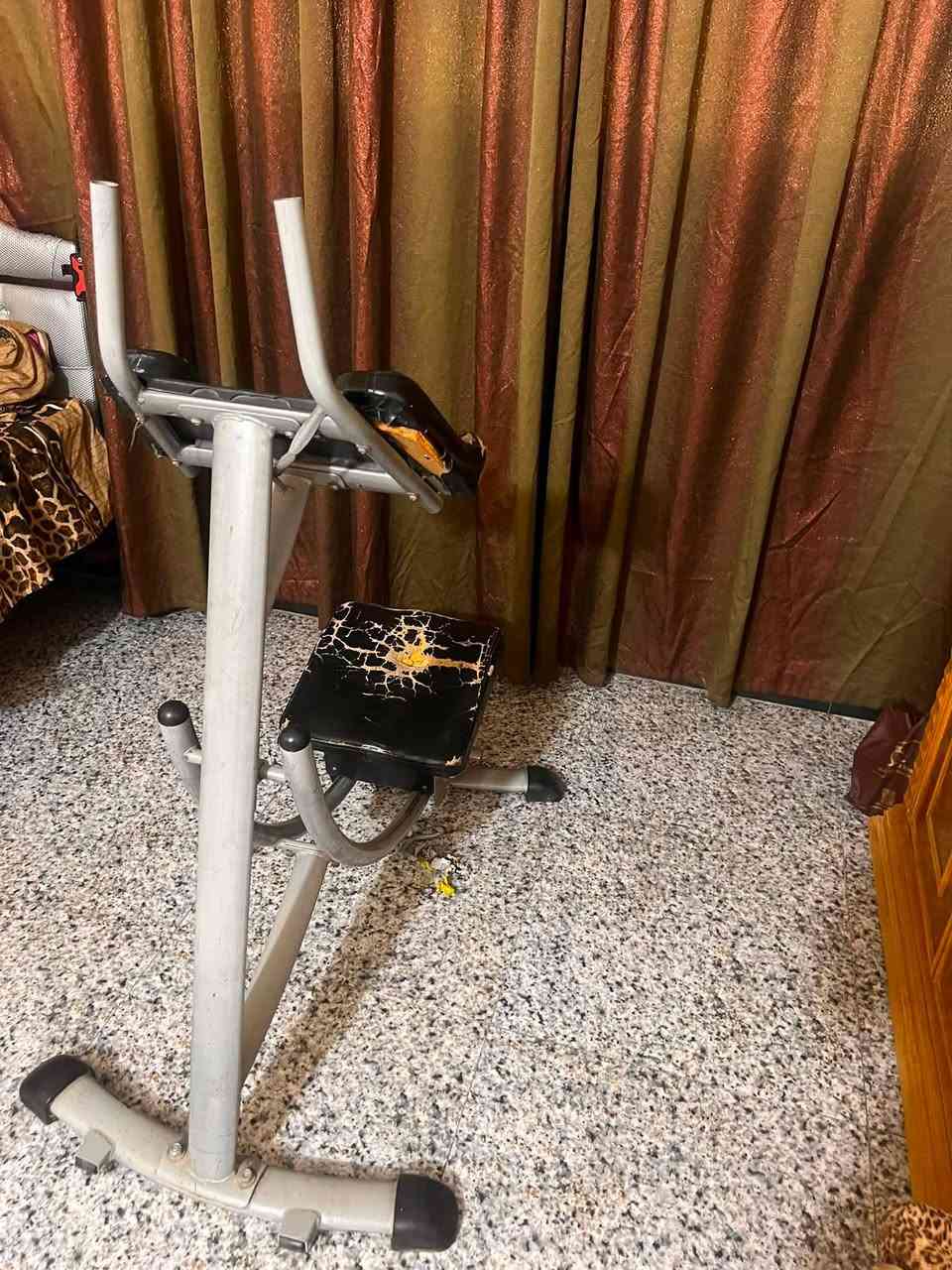 السلام وعليكم جهاز طحن بطن وخواصر للبيع ستفسار ***********
