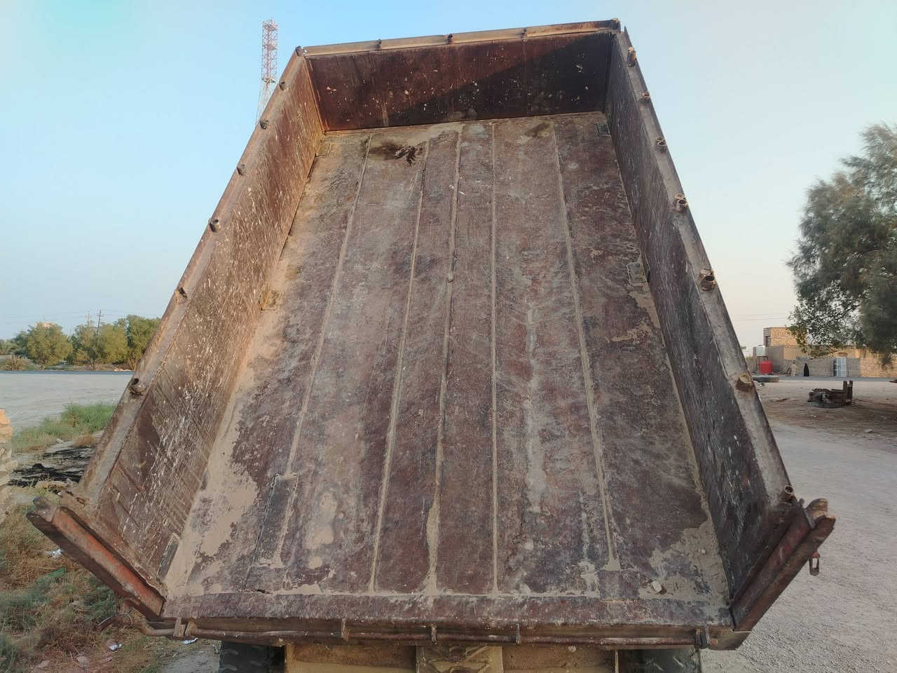 عربانه اسكندرية جاهزه للعمل مع ونج رفع وصونده وباب  السماوه المملحه رقم الهاتف *********** السعر مليون ومتين
