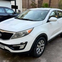 سيارة للبيع نوع كيا سبورتج LX وارد امريكي موديل 2015   المواصفات  ١- ك...