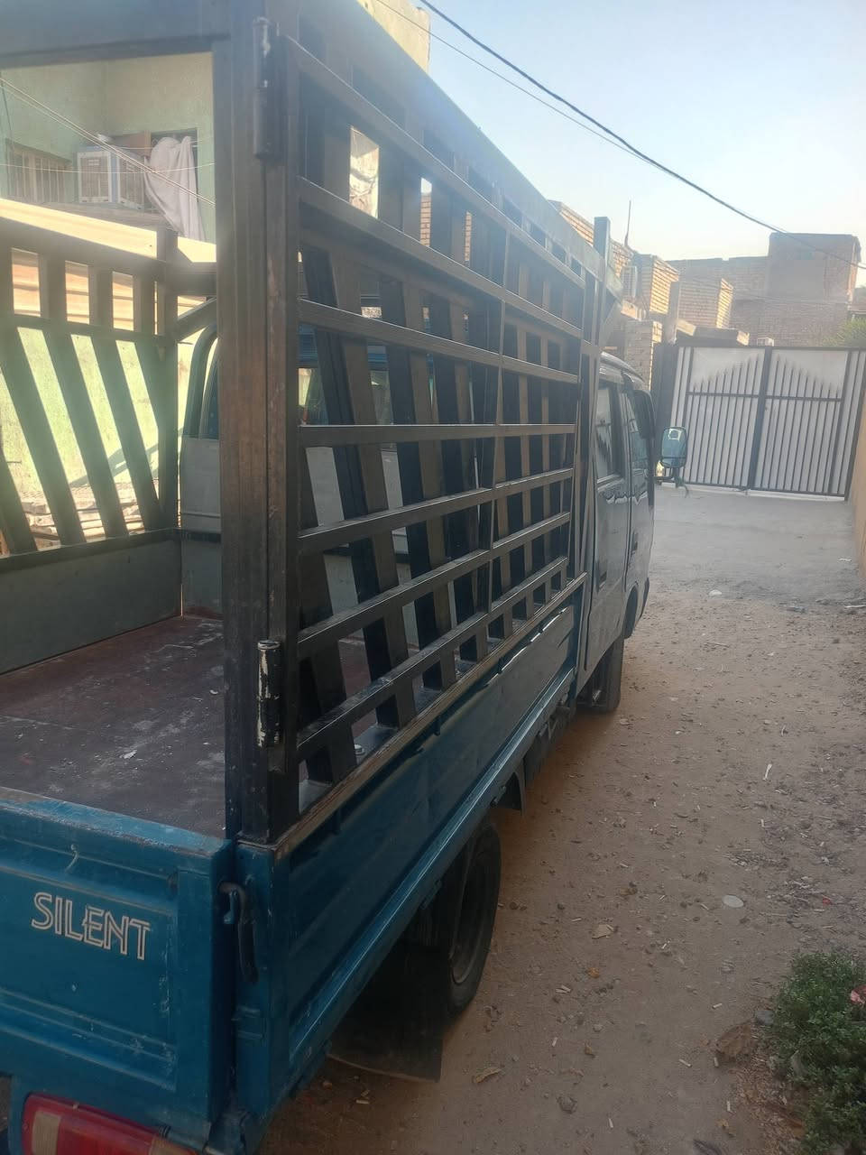 فونتيرا ام عيون 2001 وهاي الصور كدامك السعر 90
وللتواصل +964 770 610 3479
