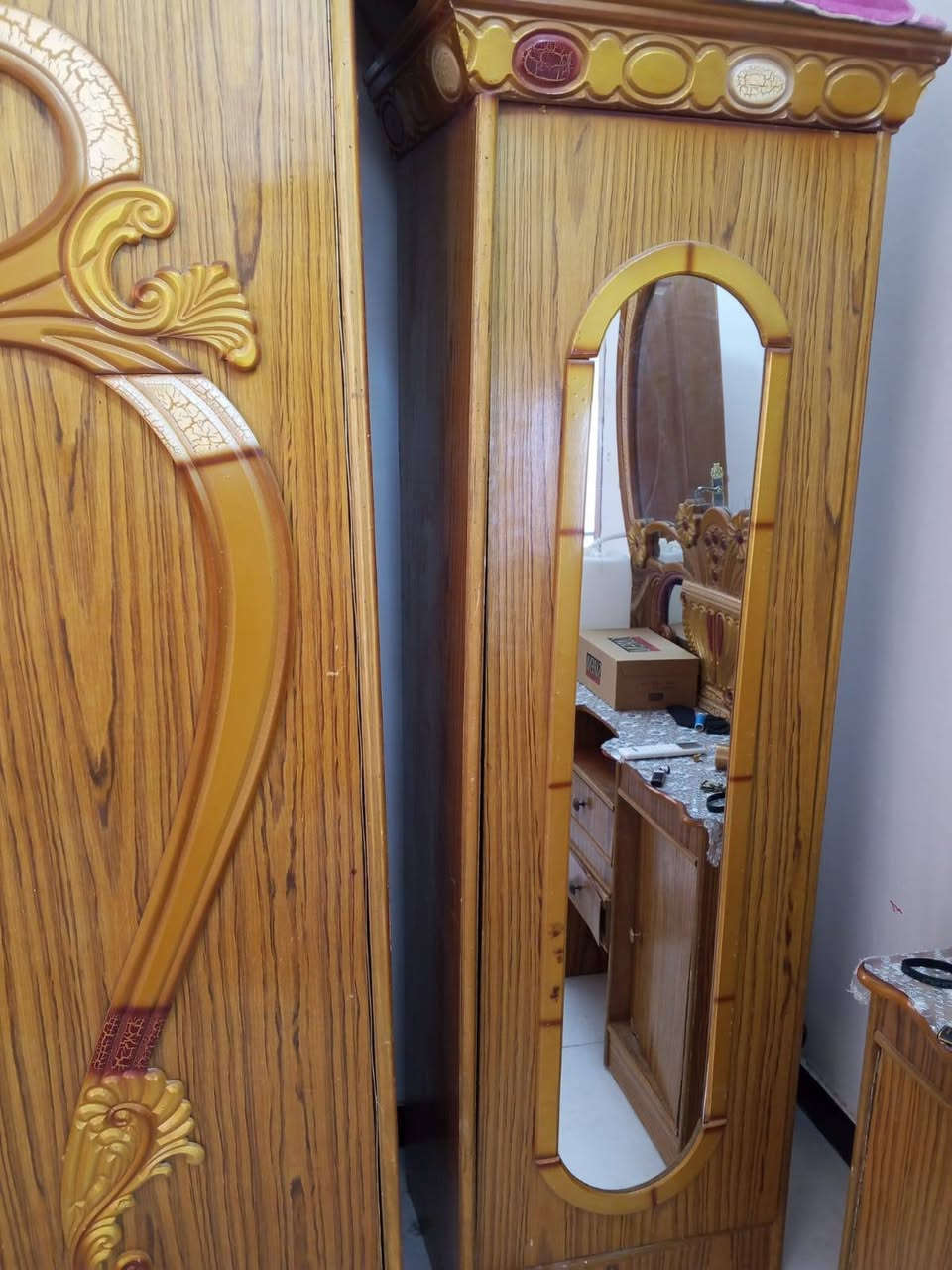 السلام عليكم غرفه للبيع نضيفه المكان كربلاء الامن الداخلي للستفسار ‏‪***********‬‏
