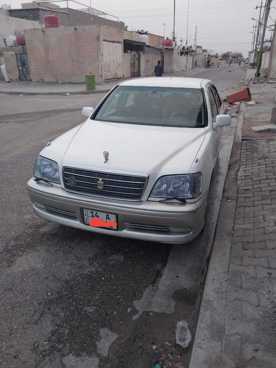 سلام عليكم سيارة جنون ملكة موديل ٢٠٠٢للبيع قرار 48 بصرة بأسمي سيارة خير من الله تبريد حداديه دواخل كلشي نضيف (السيارة فقط بيهه كص جنطه) ١١٠ وبيهه مجال ***********
