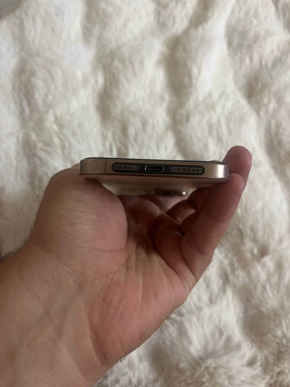 السلام عليكم
ايفون ١٦ برو ماكس عربي 
ذاكره ٢٥٦ 
بطارية 🔋 ٨٩
للبيع خاص 
السعرمليون و ٣٠٠

