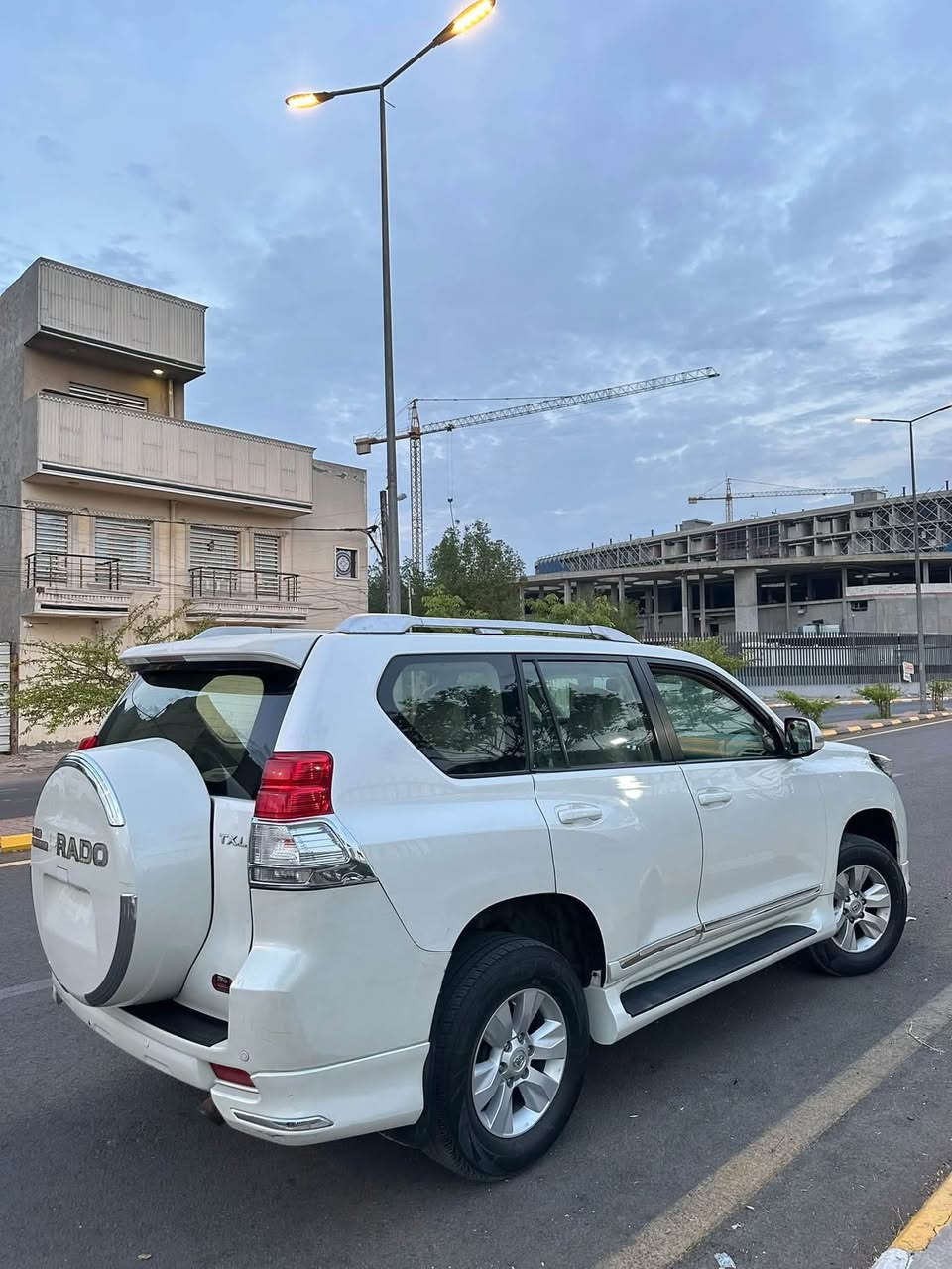 برادو خليجي • موديل ٢٠١٣ • رقم بغداد