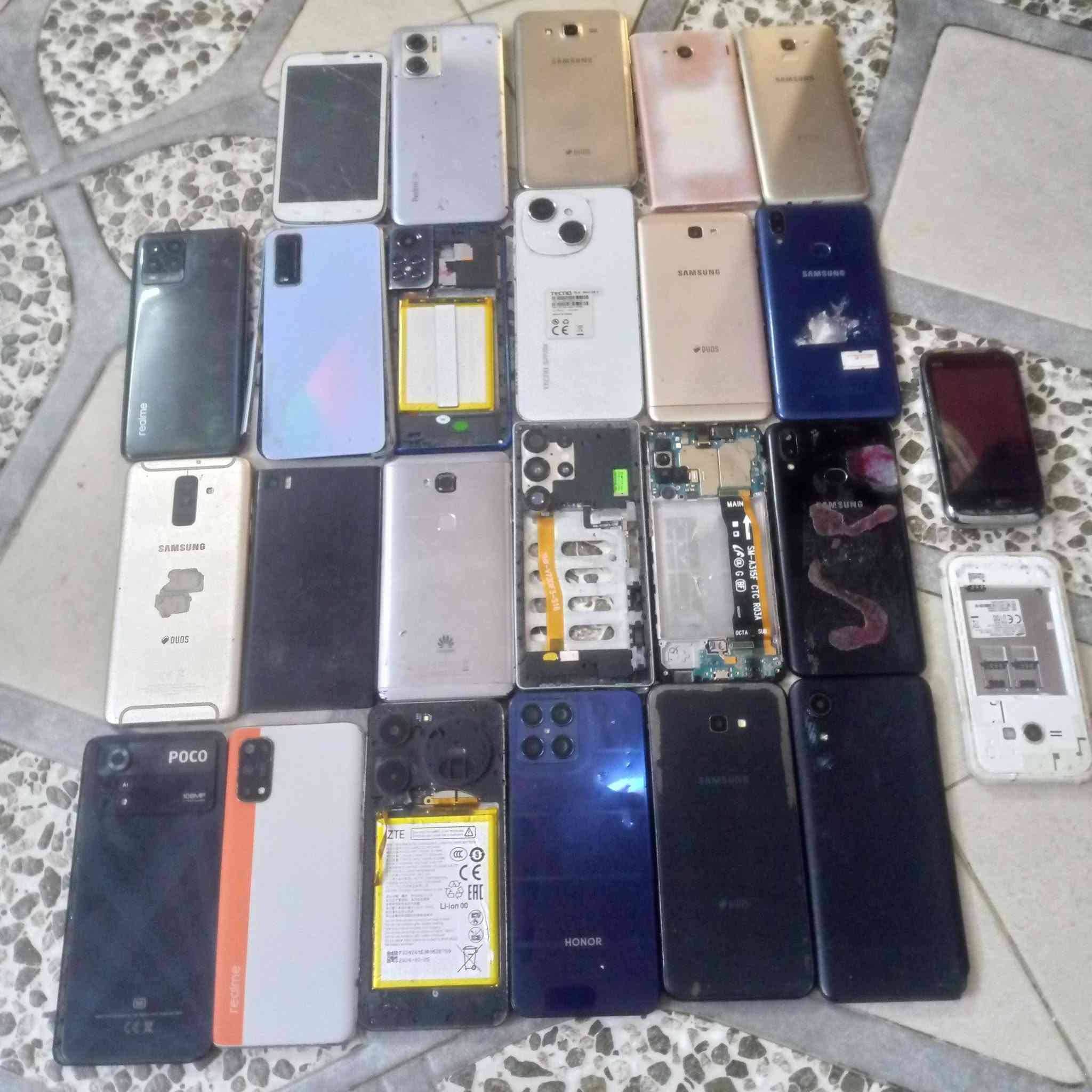 عند30جهازتقريبن ابيعهن كلهن شلع نجف كوفه ***********
