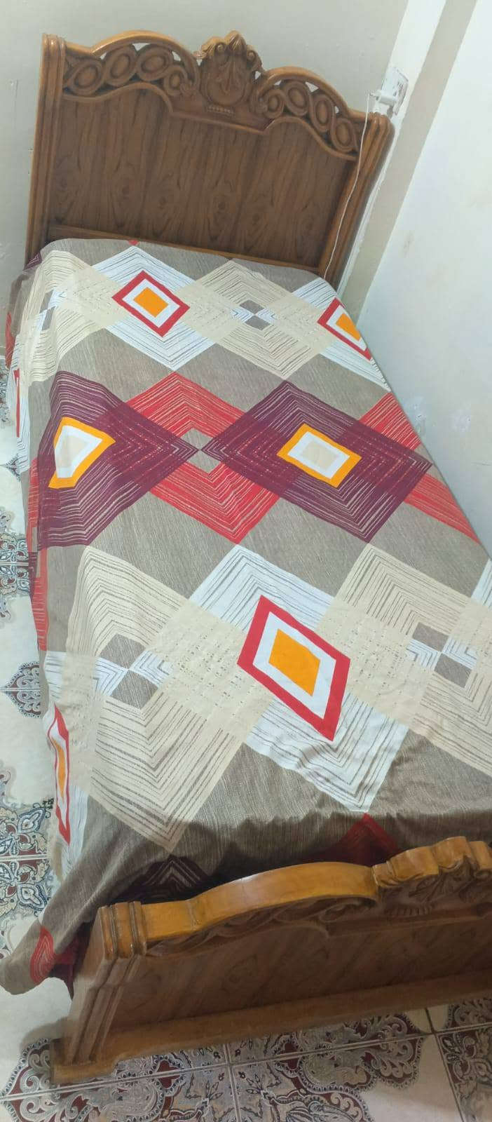بعد الوعود الكاذبة كنتور صاج تفصال 4 ابواب جديد يشهد الله بي بس ذني 3 ضربات موضحات بل صورة وجرباية صاج تفصال تكمة مو طكتوكية هيه ودوشك السعر 300 الف ثنينهن العنوان الكاظمية ساحة عدن ***********
