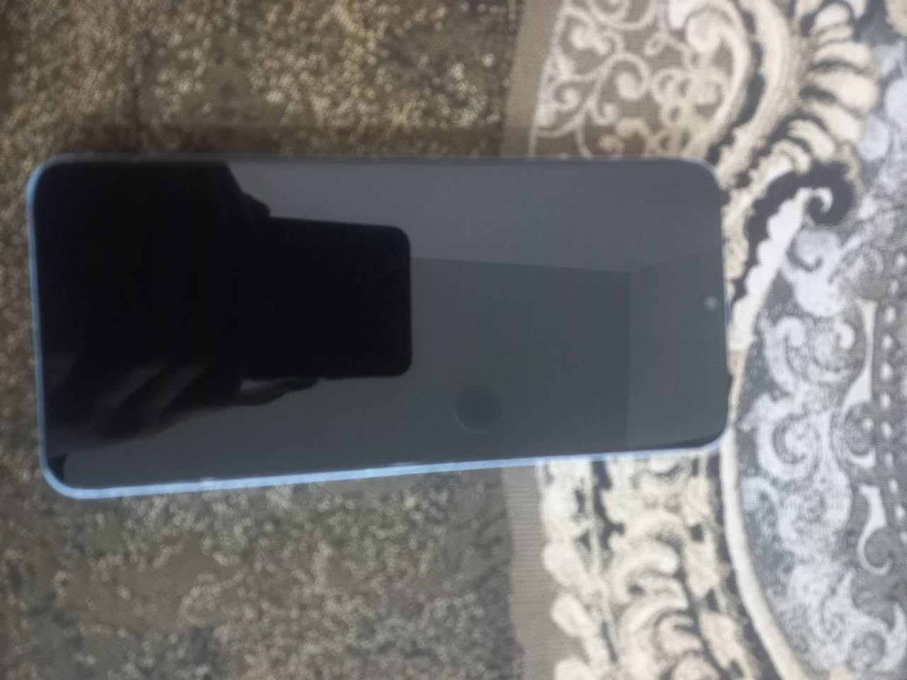 السلام عليكم جهاز ريلمي نوت 50 للبيع ويا باكيت الجهاز السعر 70 مكان السكنيه رقم الهاتف ***********
