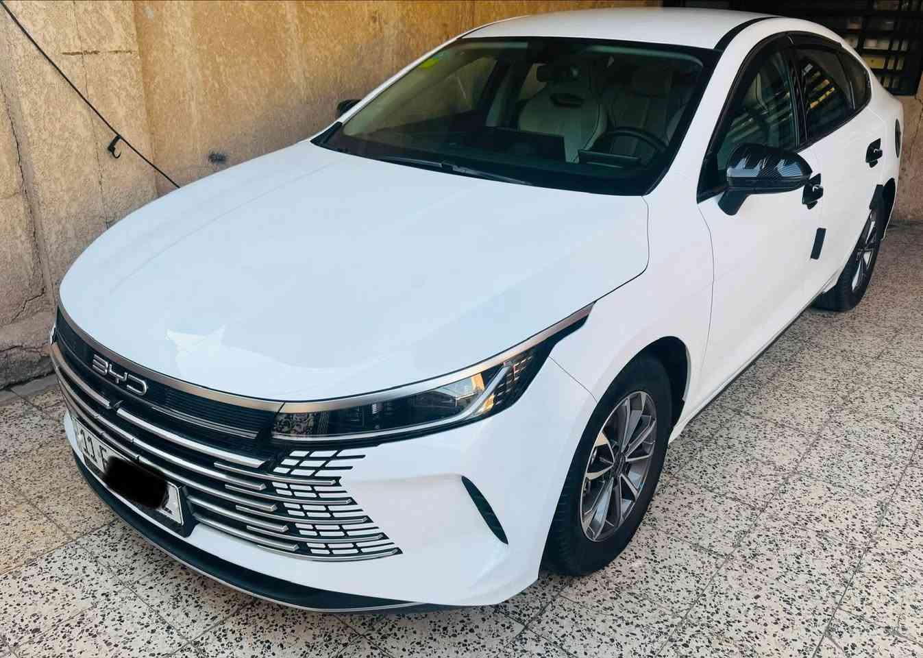 السلام عليكم
بي وايدي ٢٠٢٥ دستروير مكفوله من الصبغ والبارد وتبديل
رقم بغداد باسمي ماشيه ٥ الف 
بي رصعه فقط بنهايه الباب باقي مكفول
كير مواس 
شاشة قلاب
تبريد قطعتين 
وبعد معروفه باقي مواصافات السعر ١٩ و٣٠٠ مجال بسيط
لاتصال *********** مكاني بغداد حي العامل
