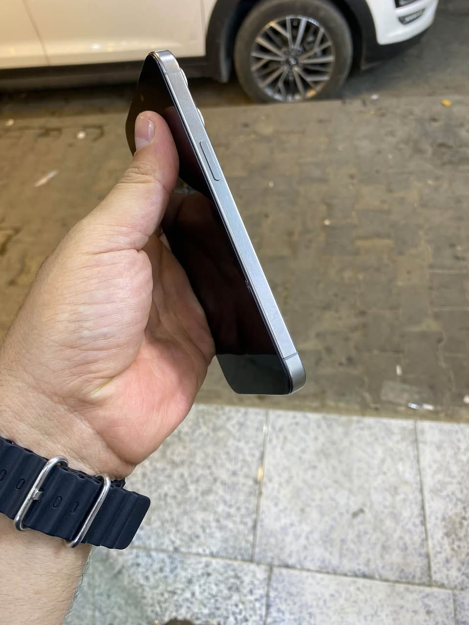 15 برو ماكس الذاكره256 البطاريه87 مستبدل شاشه وبيهه فطر الجهاز ماسترAAA السعر 675 رقمي ***********

نص مكتوب في الصور:
- ٧:٥٨
- حالة البطارية
- عادية
- تعمل بطارية iPhone هذه على النحو المتوقع. حول البطارية والضمان...
- الحد الأقصى للقدرة
- ٨٧٪
- هذا قياس لقدرة البطارية مقارنة بقدرتها عندما كانت جديدة. قد تتسبب القدرة المنخفضة بتقليل ساعات الاستخدام بين عملية الشحن والأخرى.
- عدد الدورات
- ٦٣٨
- هذا هو عدد مرات استهلاك iPhone لقدرة البطارية.
- معرفة المزيد...
- تاريخ التصنيع
- أيار ٢٠٢٤
- أول استخدام
- أيلول ٢٠٢٤
- 7:55
- حول
- الاسم
- iPhone >
- iOS إصدار
- 26.6 <
- اسم الطراز
- iPhone 15 Pro Max
- رقم الطراز
- MU793AA/A
- الرقم التسلسلي
- GVHD703G33
- سجل تاريخ القطع والخدمة
- الأغاني
- الفيديوهات
- الصور
- السعة
- ٢٥٦ غ.ب.
- متوفرة
- ٢٣٠,٨٦ غ.ب.
- عنوان Wi-Fi
- 50:B1:27:28:7F:47