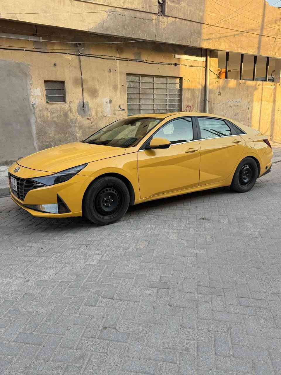 سلام عليكم  الانترا موديل 2023 لمتد للبيع فقط السعر 130للستفسار اتصل على***********مكان السياره مدينة الصدر  صور الحادث خاص
