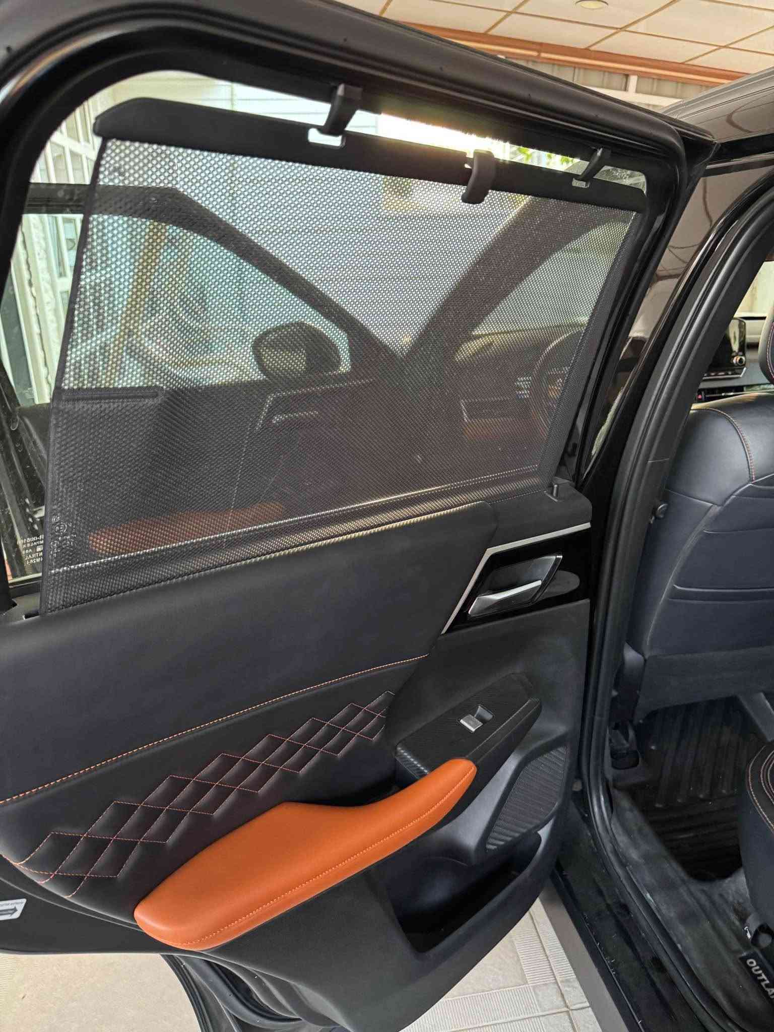 Outlander phev 2023
تەڵەب خاس
ناو قەیسی قەپات قەپات مواسەفات لە هیچ ئاوتلەندەرێکی تر ئەو مواسەفاتەنە نیە
٤ کوشن هیتەر 
داتاشۆ
کوشن مەساج
کامێرای ٣٦٠
حاسەی ٣٦٠
مکەبەرەی boos
سنوق شاپ
پانۆرۆما
کوشن کارەبا
نیشاندەری ناوچەی کوێر
ئەپڵ کارپلەی و ئەندرۆید ئەوتۆ 
زۆر مواسەفاتی تر
٢ دەرگای بۆیاخە بە بیلاد گۆراوە
ئێرباگ تەنها شان تەقیوە و دانراوەتەوە بە بیلاد
نرخی تەنها ٢٥٠ گەڵا و معامەلەیەکی کەم
ژمارەی مۆبایل 
*********** السليمانية, العراق
