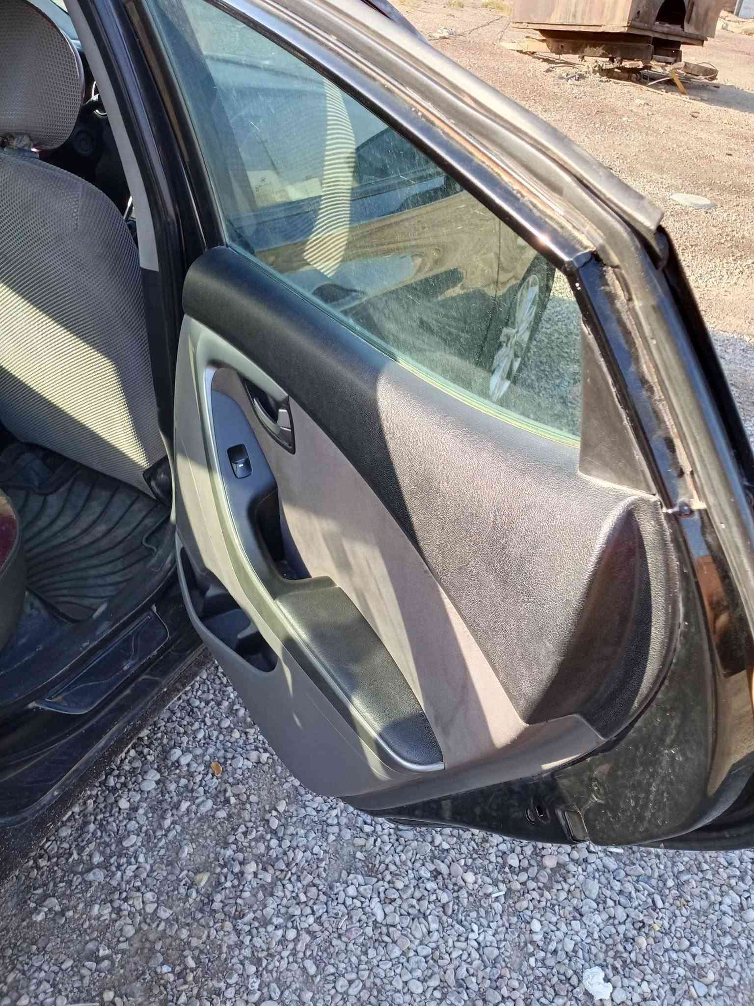 انتره موديل 16سياره جاهزه بيهه ضربه بصيطه يم قبق البانزين رقمهه بصره سنويه مامنتهيه دواخل بل جيس كير محرك كفاله رقم سعرهه 100وبيهه مجال 
***********
