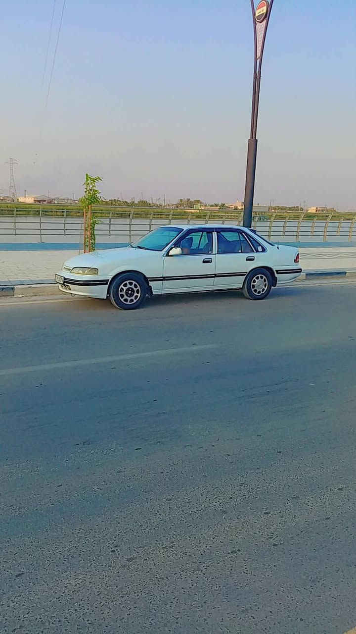 دايو برنس موديل ٩٤ 
باسمي رقم بغداد انكليزي تحويل ثاني يوم حداده عامه مكينه بلاد وكير ونجي صار ١٠ ايام من شديته 
تخم تاير جديد 
باتري جديد 
داينمو جديد 
كهربائيات شغاله ماعدا التبريد شغال شرط بس بيه ليك بسيط
مكاني قضاء_المدينه 
وللاستفسار اكثر 
الإتصال على الارقام التاليه 
***********
***********

السعر.  40 وبيه مجال.
