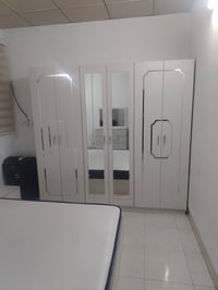 طقم غرف نوم • ٥ قطع • نضيفه