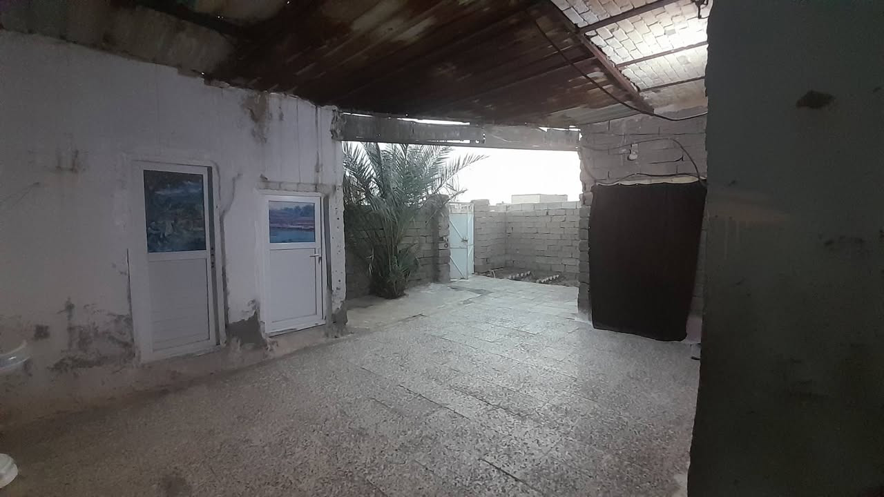 قرية العزة • ٢١٠م • غرفتين
