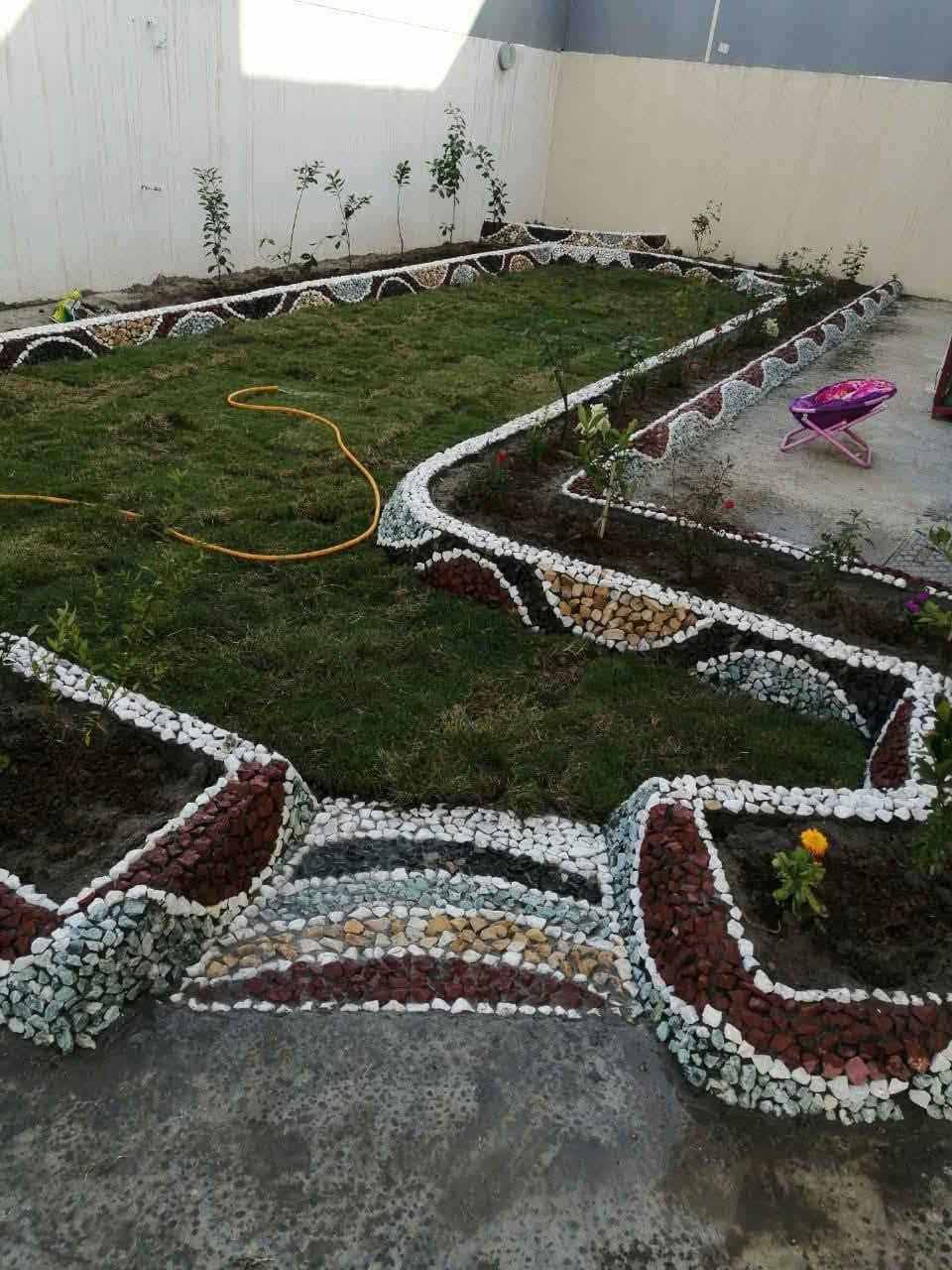 حسين لتصميم الحدائق ***********
🍃مستـعدون🍂 ، لـترتيب🐦 الحدائق المنزلية 🏝️🏘️
وزراعة النباتات، 🌾🌴🌱والازهار، 🌼🌺🌻وقص الثيل.🌾🌾
وعمل الديكورات والتصاميم،الحديثة للحدائق،، بواسطة الاحجار الملونة 
ونعمل على تصميم الشلالات 💦والنافورات
