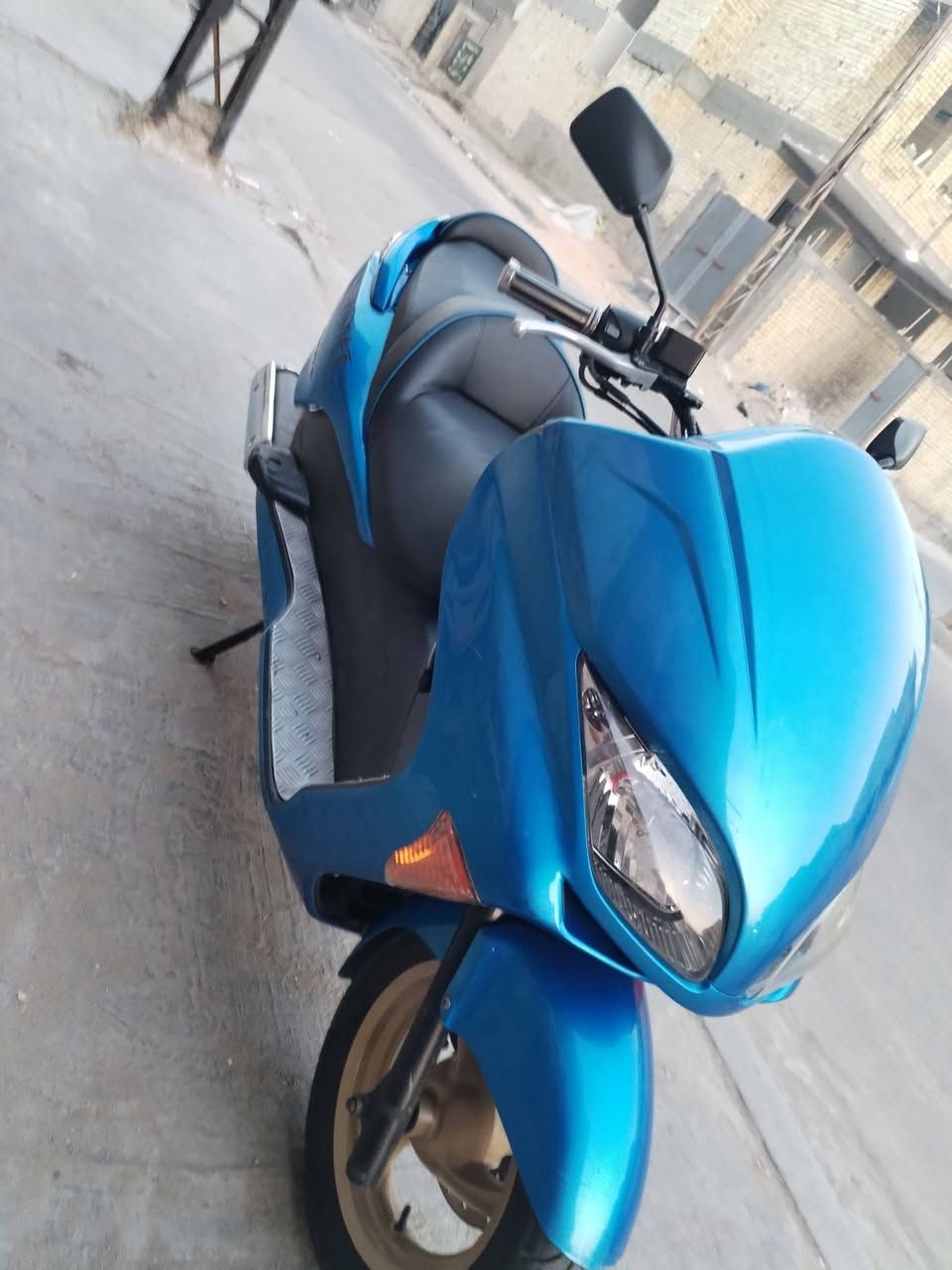 سلام عليكم دراجا فورزا صفر تسعه  دراجا جاهزا من كلشي بلاديا مكفوله من كلشي الدراجا جاهزا ماذب ربع عليها العنوان بغداد حي نصر ***********
