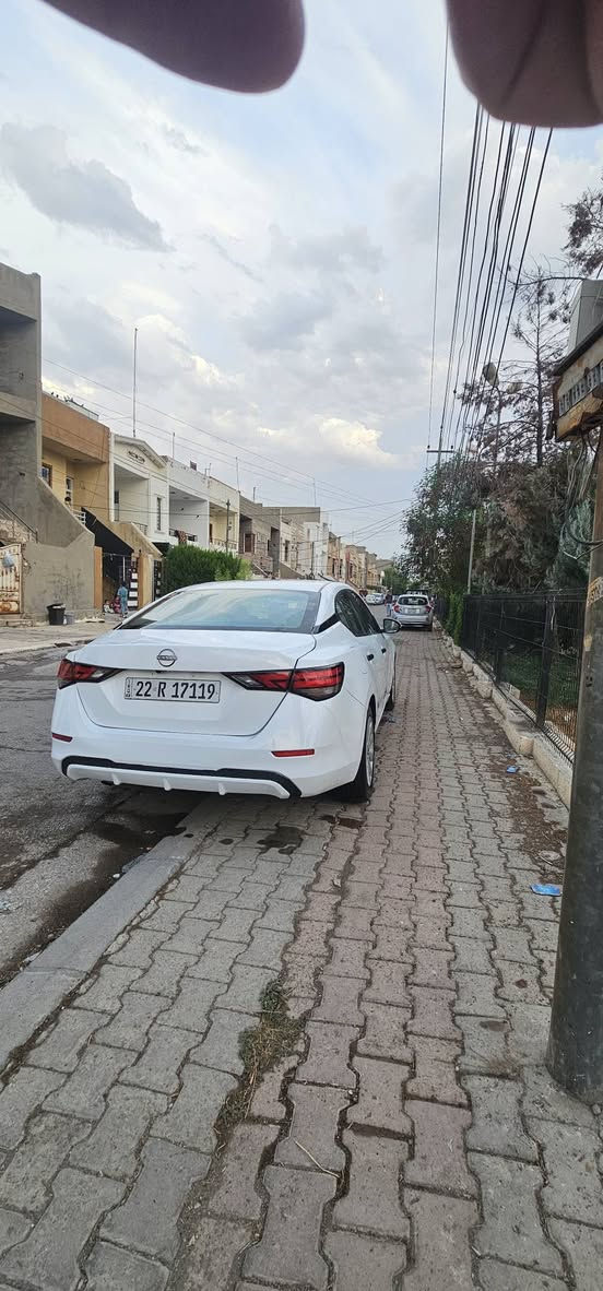 نيسان سينترا مؤديل ٢٠٢٤ مواصفات s چوار پارچەی سبوغة بؤنيت بةبي زوري دةركاي سةكني سندوق جاملغي دواوة جةمبيكي پشتةوةى هةية نرخي ١١٢ وةرقة قفل 
*********** أربيل, العراق
