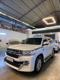 لاندكروزر • V6 • ٢٠٢١