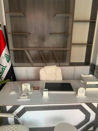 ميز • مكتبه • قليل الاستخدام