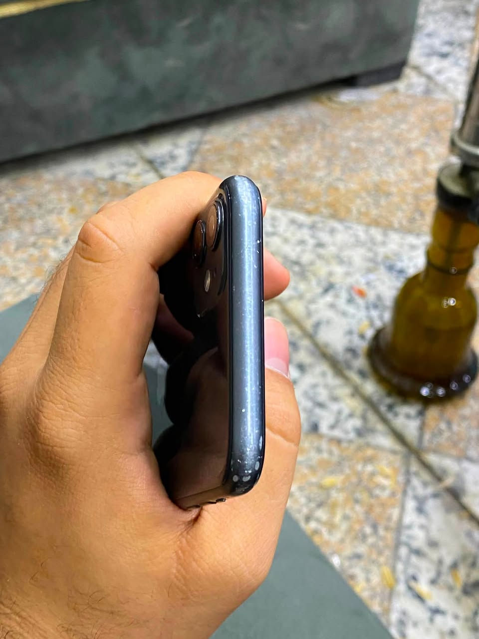 سلام عليكم آيفون ١١عادي الجهاز نضيف كلشي شغال بي فيس إيدي شغال مستبدل شاشه وبطاريه اصليات ذاكره 64 مكاني بغداد راشديه سعره 190 رقمي ***********
