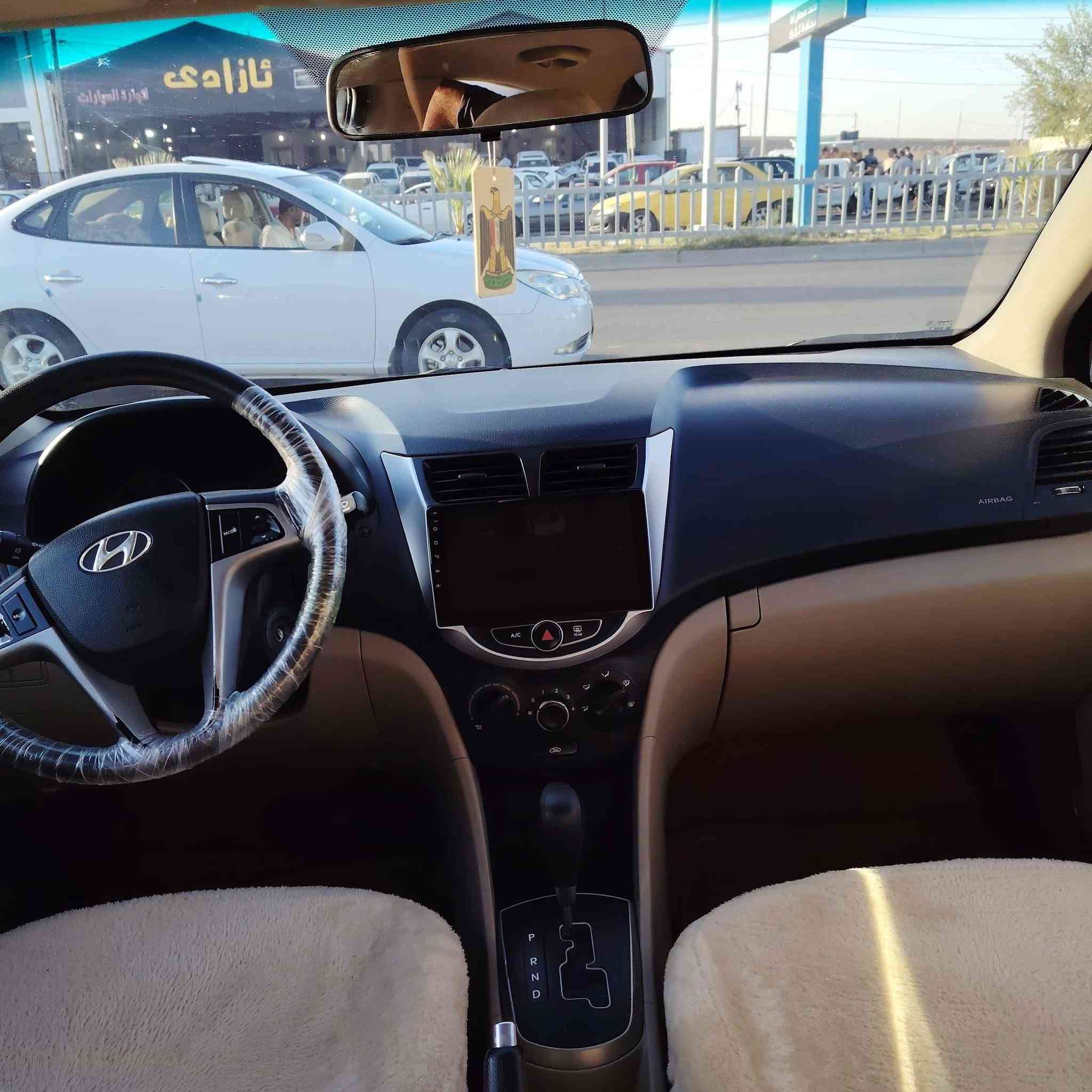 اكسنت • ٢٠١٥ • سقف سلايت