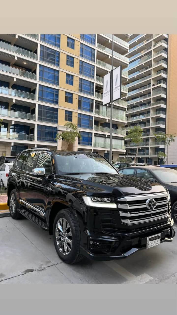 لاندكروز VXR 2023 بريم لمتدد فول 
داتا شو رقم بغداد ماشيه 35 مغلفه PPF 
فول للاخير معروف كفاله عامه من كلشي 

الهاتف : ***********
