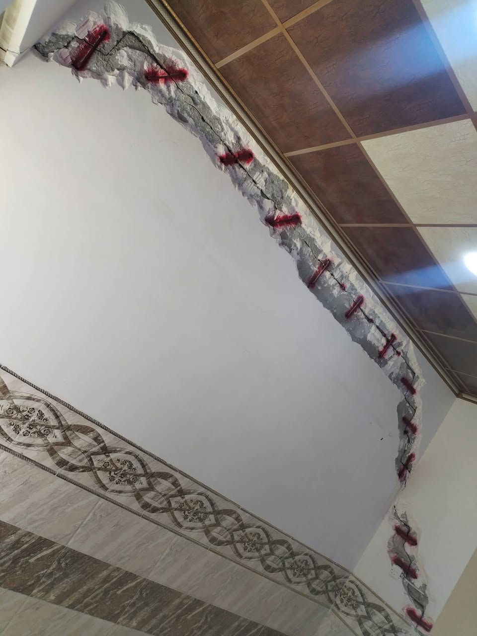 ترميم جدران • معالجة الفطر • ضمان شغل