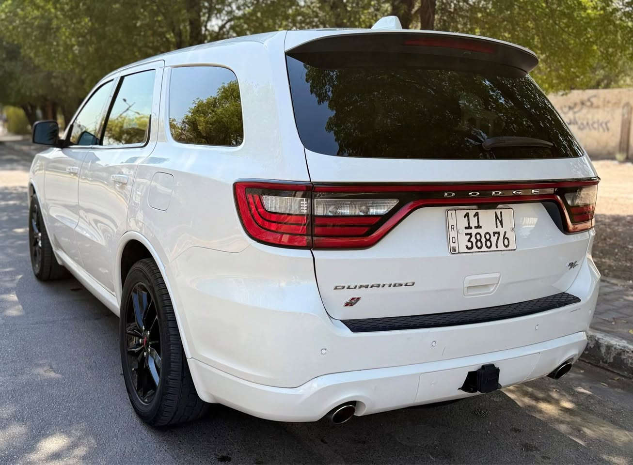 سلام عليكم 

دورنكو 2021 جيتي بلس 

محرك 5700  V8 و كير اوتو 8 سرعات

ماشية 84 الف

فول موصفات 1/1 خزن ميموري 

فتحه سقف كشنات تبريد تدفئه رادار امامي حساسات 360 درجه شاشة كبيرة

7 راكب كشنات VIP منفصل 

شاد اله عدسات و لد احمر للايت

4 قطع تبريد وباقي الموصفات معروفه 

رقم بغداد بسمي تحويل ثاني يوم حره 

حادثه سرقه 3 قطع امامية بنيد و جاملغات امامية 

بدون ارباك

بيه منظومة غاز ايطالية 80 لتر يعني انسه الصرف مشدوه بأربيل

مكاني بغداد الحرية

***********

معروضه 260 و بيه مجال بسيط

سيارة حرة بأسمنا و تحويل مباشر بغداد, العراق
