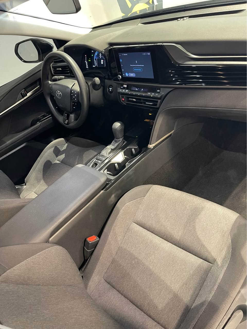 Camry 2025 LE 

‎کامری ٢٠٢٥ مواصفات LE هایبرید 
‎پێش و پشتی کەپسە - بێ ئێرباگە - زۆر نموونەیە 
‎تەنها چاملوخی پێشەوەی سەکن بۆیاخە بەبێ ناوگرتن
‎٤٨ هەزار مایل ڕۆشتووە - ڕەقەم کاتییە ٣ مانگی لەگەڵە 
‎ڕەقەم شانسیشم داناوە  - شوێن سلێمانی کۆمپانیای ڕۆژماک
 
4T1DAACK6SU052256

***********
*********** 

‎کامری ٢٠٢٥ مواصفات LE هایبرد
‎سیارە بجم کبس - بدون ارباکات - ظرر خفیف 
‎لون سموکی - ماشیە ٤٨ الف میل
‎بس جاملخ امامی سکن صبوغ بدون دواخل 
‎سیارە رقم کاتی - مکان سلیمانیە شرکە روزماک

4T1DAACK6SU052256

***********
*********** السليمانية, العراق
