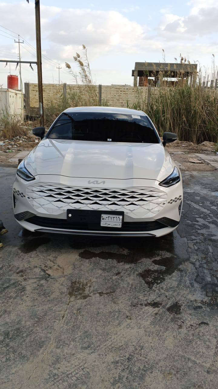 كيا 
k8 2024
غاز بلادي 
 حرة بأسمي مامرقمه 
محرك وگير مكفولات 
السيارة  كفالة عامة 
ماشية 70 الف كيلو 
المواصفات :
مكينة 3500cc 
بصمة بيبان 
بصمة تشغيل 
تدعم Apple car play 
Android auto  واير

كشنات تدفئة وتبريد
تدفئة ستيرن
مساج كرسي السائق 
مساعد قيادة ذاتي مدعم برادار لقرائة الطريق والسيارات 
مثبت سرعة متكيف مع الشارع 
نقطة عمياء تحتوي على نظام توقف ذاتي في حال الخروج من موقف مع عدم الأنتباه 
مساعد ركن السيارة 
رادار أمامي لتوقف السيارة في الحالات الطارئة 
فتح الجنطة تلقائي عند اقتراب البصمة منها 
تشغيل عن بعد واطفاء عن بعد 
تبريد قطعتين 
لايتات زنون مع امكانية التحكم بإرتفاع مستوى اللايت 

والكثير من المواصفات الأخرى
سيارة كاملة ومكملة ومكفولة 
للتواصل على الرقم ‏‪***********
