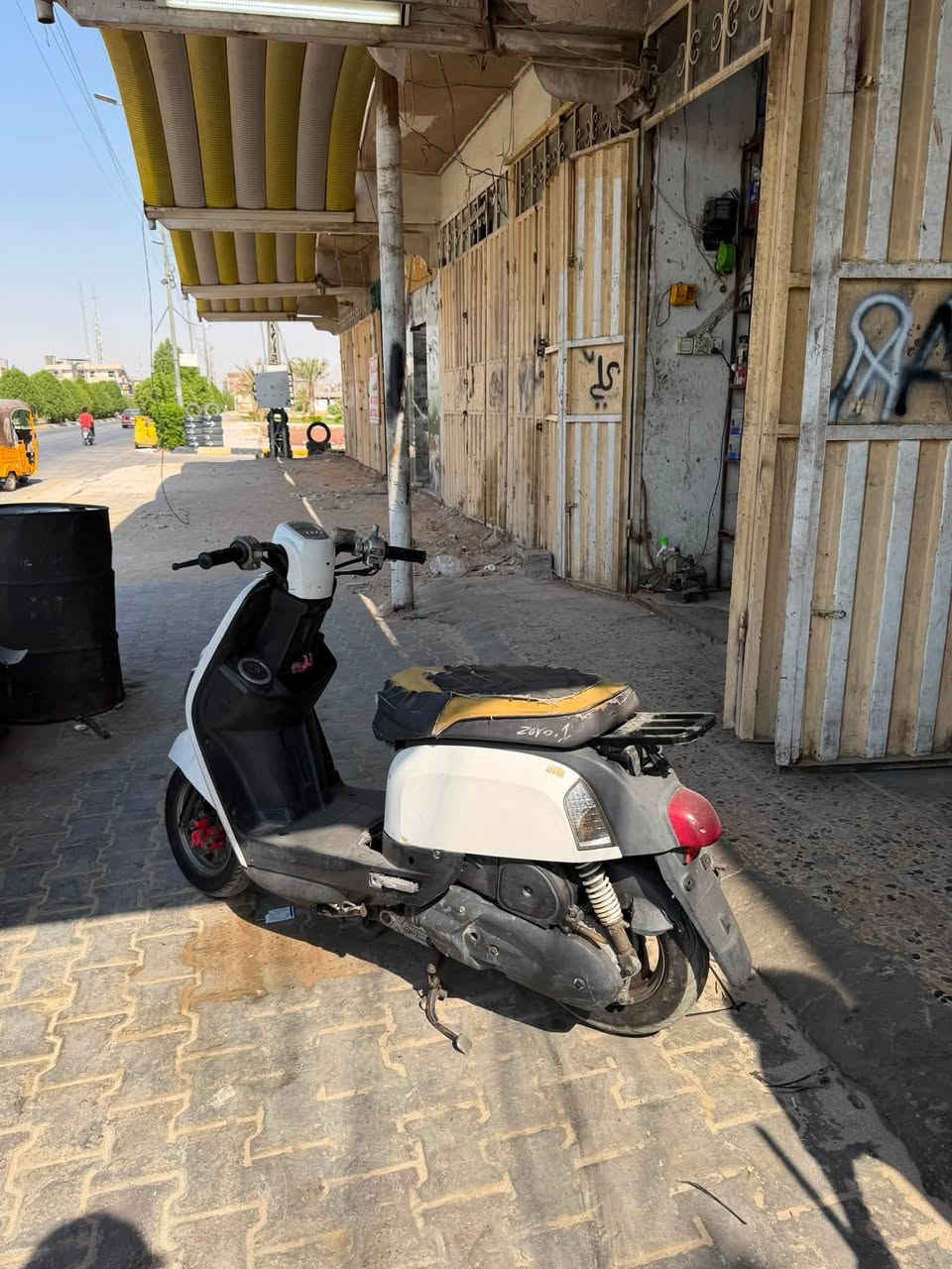 سلام عليكم
بوليس نوزل موديل 2008 
دراجه نكره سلف مكينه ٥٥ بلادي وبيه سلف ٥٥ الغراض الي بيه 
سوبايه اصليه سوده 
وكشن أربعه بس يرادله تغليف 
تخم كلجات رياضي اصلي 
شيال RPM اصلي 
اشاير شفافه اصليات 
دراجه خير من الله نقصه فقط دسكات امامي 
مكاني كربلاء ***********
